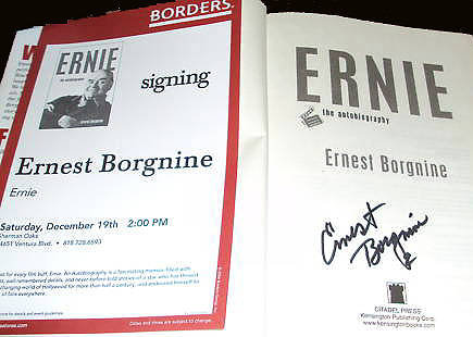 Signature of Ernest Borgnine 