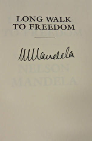 Signature of Nelson Mandela